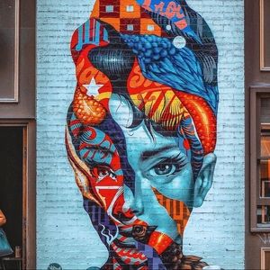 Meet your Posher, Alpona